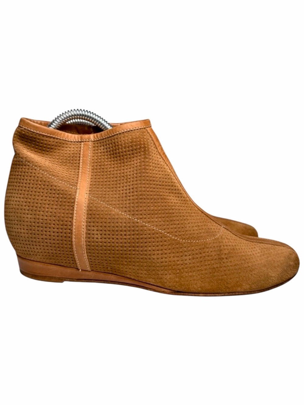 Aquatalia Waterproof Suede Ankle Boots Tan Perforated Italy Women’s 8